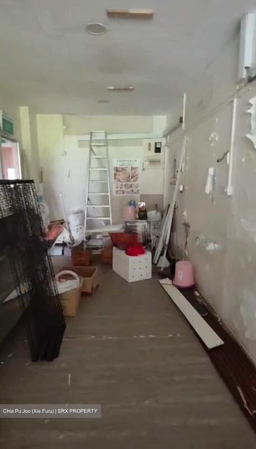 Jurong West Street 41 (D22), Shop House #509800001